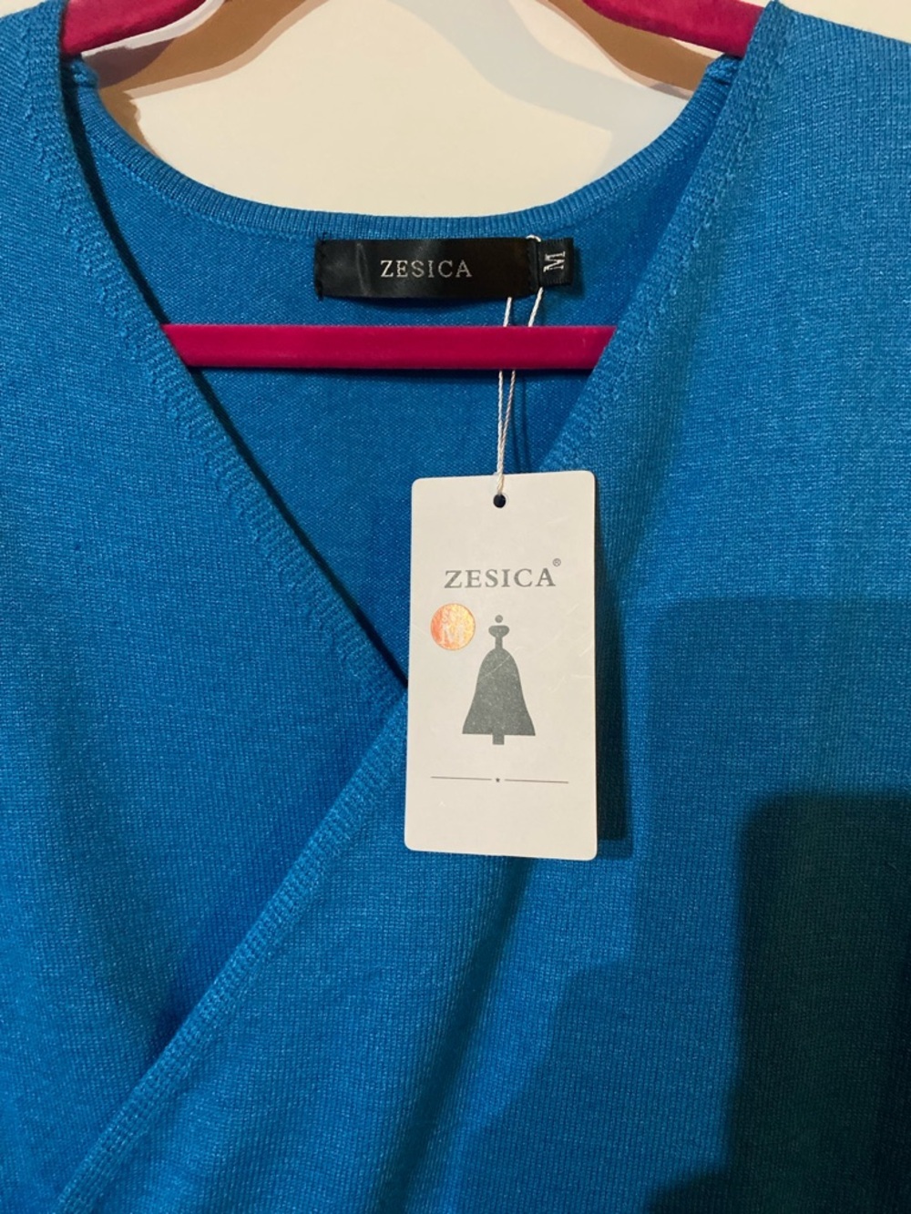 ZESICA Blue Wrap VNeckline Ribbed Knit Pleated Pullover Sweater Dress Medium NWT - Picture 4 of 6